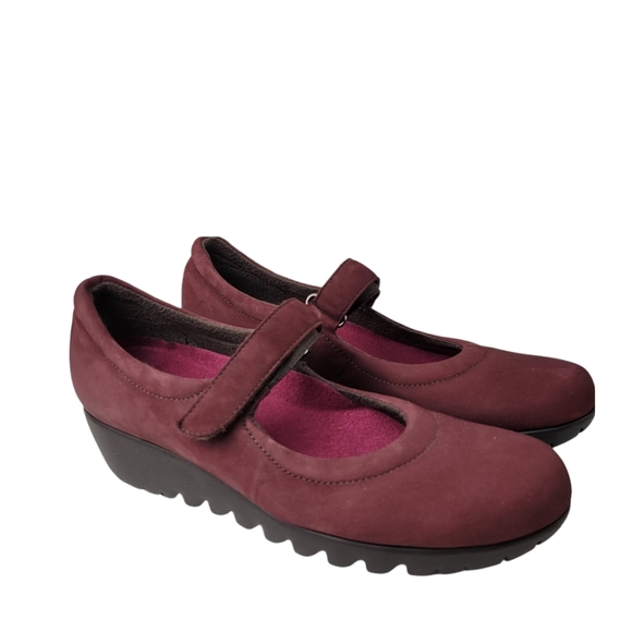 Munro Burgundy Walking Wedges Size 8.5 - Picture 1 of 10